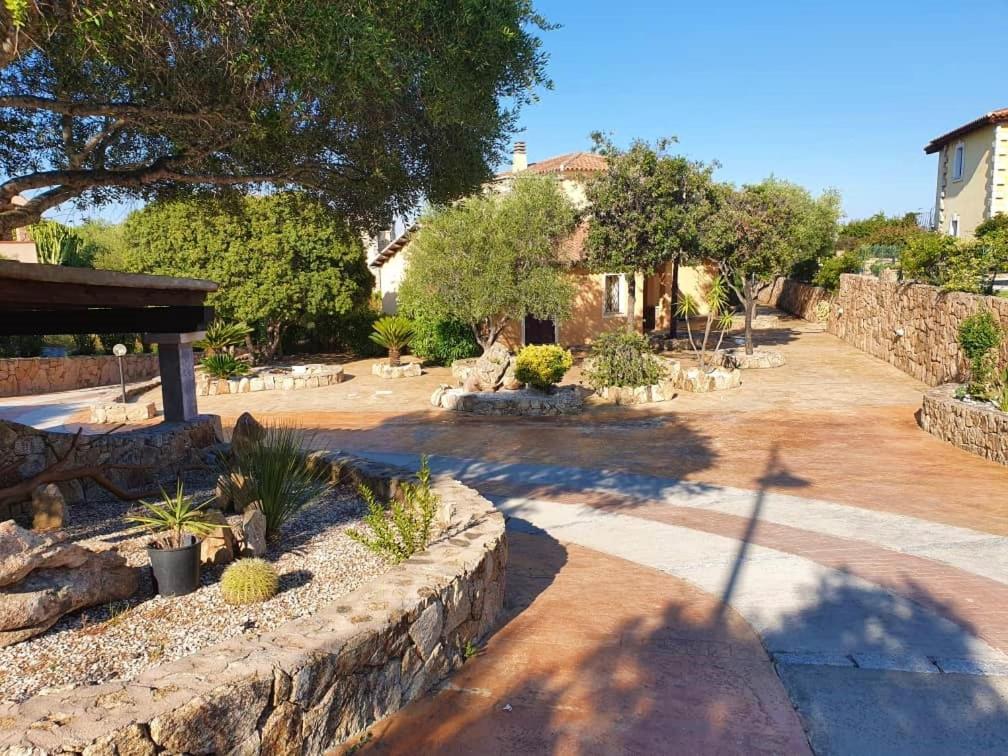Villa Saba Olbia Eksteriør bilde